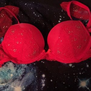 Victory Secret Red Dream Angels Push Up Bra 32b